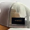 Gorra En Malla Premium, Costuras Y Excelentes Acabados