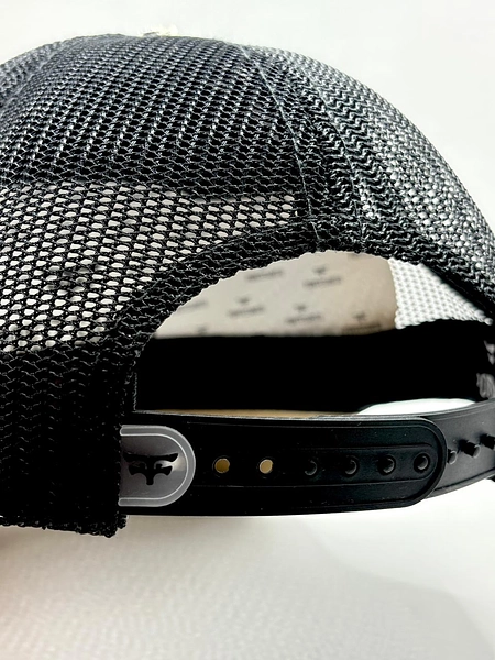 Gorra En Malla Premium, Costuras Y Excelentes Acabados