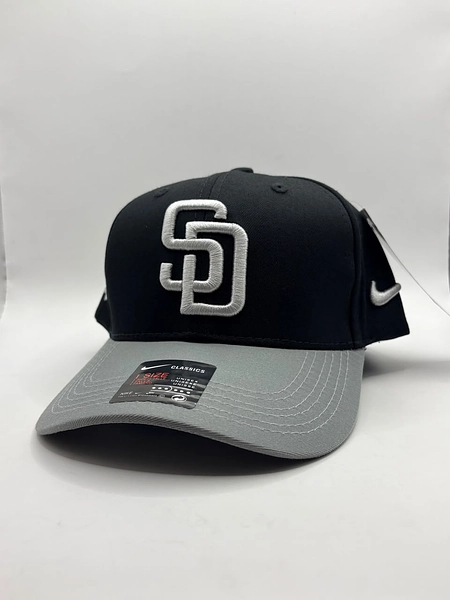 Gorra Con Excelentes Acabados, Bordada Y La Mejor Calidad