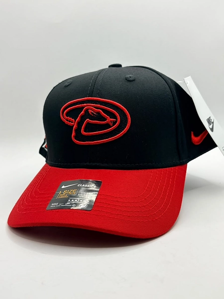 Gorra Con Excelentes Acabados, Bordada Y La Mejor Calidad