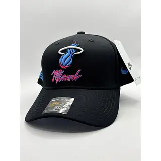 Gorra Con Excelentes Acabados, Bordada Y La Mejor Calidad