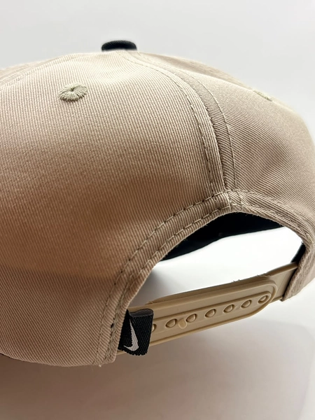 Gorra Con Excelentes Acabados, Bordada Y La Mejor Calidad