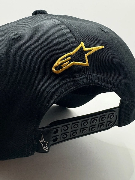 Gorra Con Excelentes Acabados, Bordada Y La Mejor Calidad