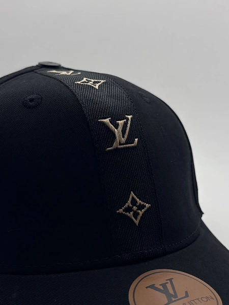 Louis Vuitton Ref: 25000112