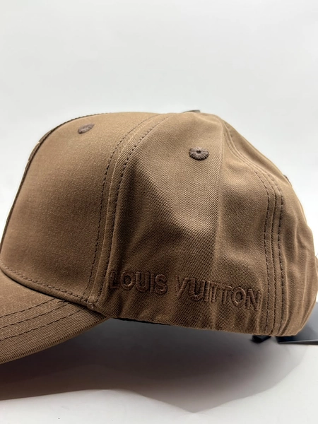 Louis Vuitton Ref: 25000112
