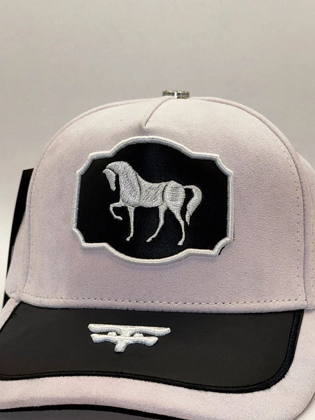 Gorra Con Excelentes Acabados, Bordada Y La Mejor Calidad